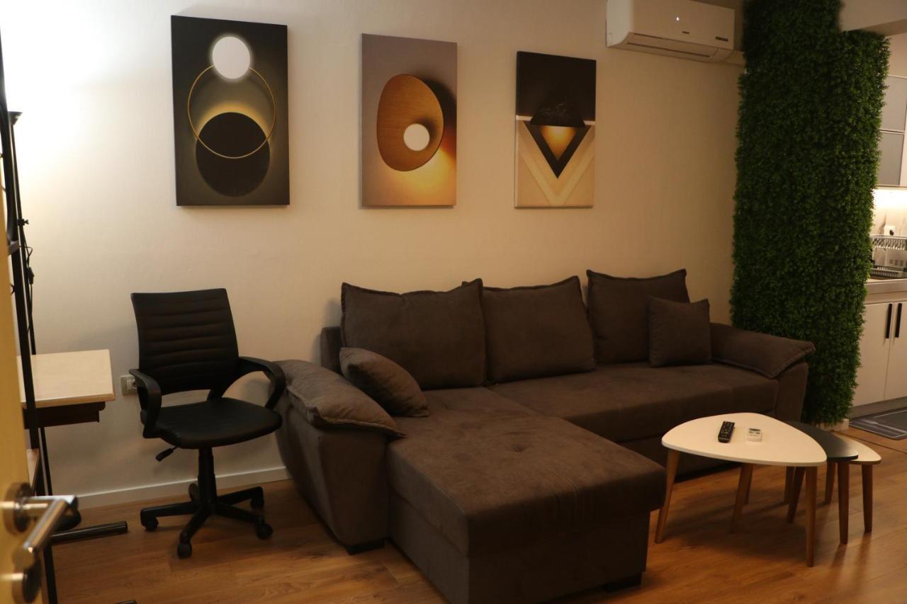 Pine Apartment Tirana Buitenkant foto